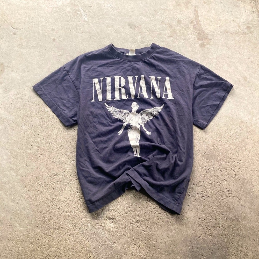 Y2K nirvana graphic shirt